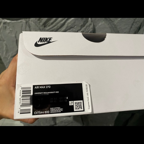 Nike Men Air Max 270 Red/Red [CV7544 600] - Picture 7 of 7